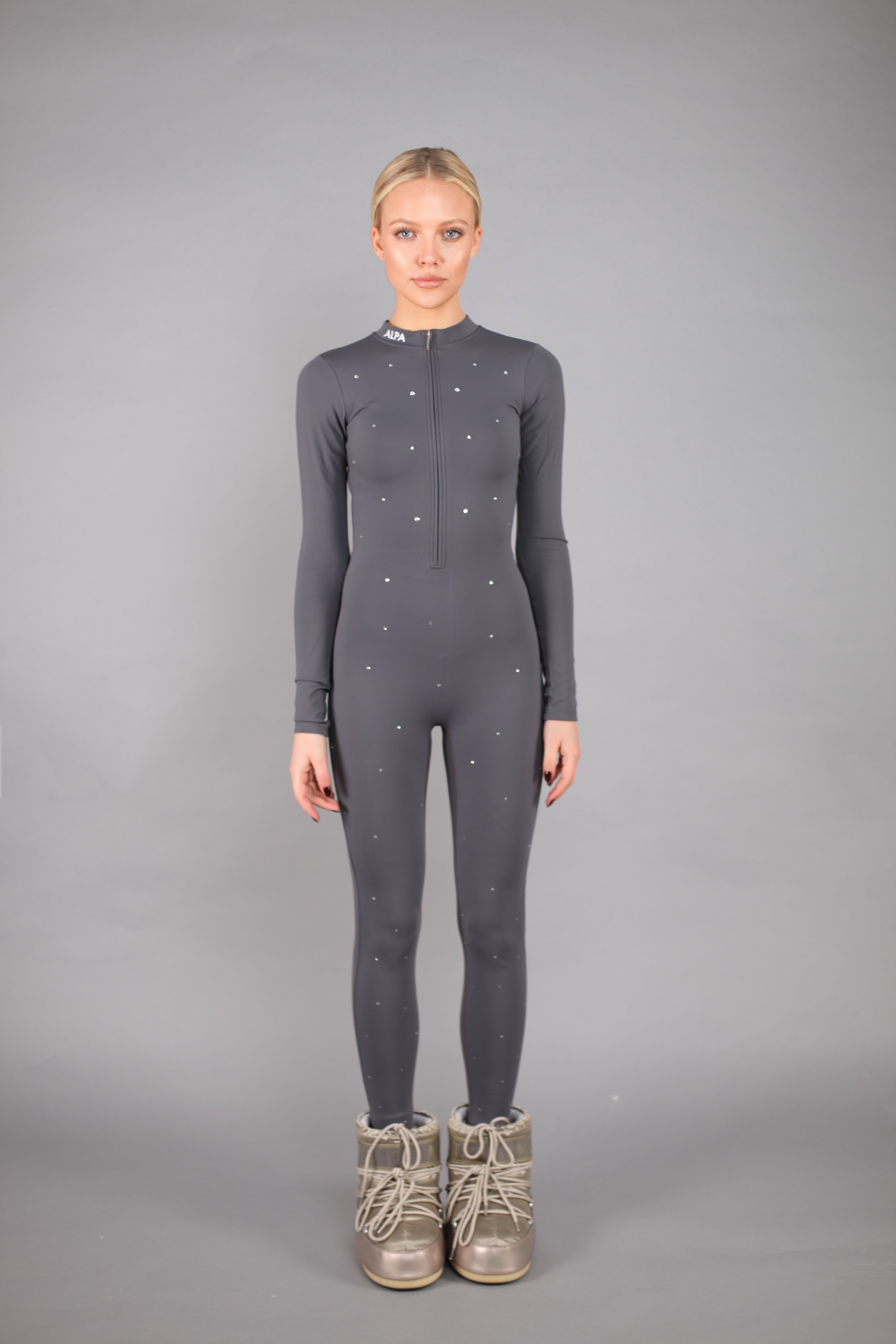 z24/25 Signature Rhinestones Grey